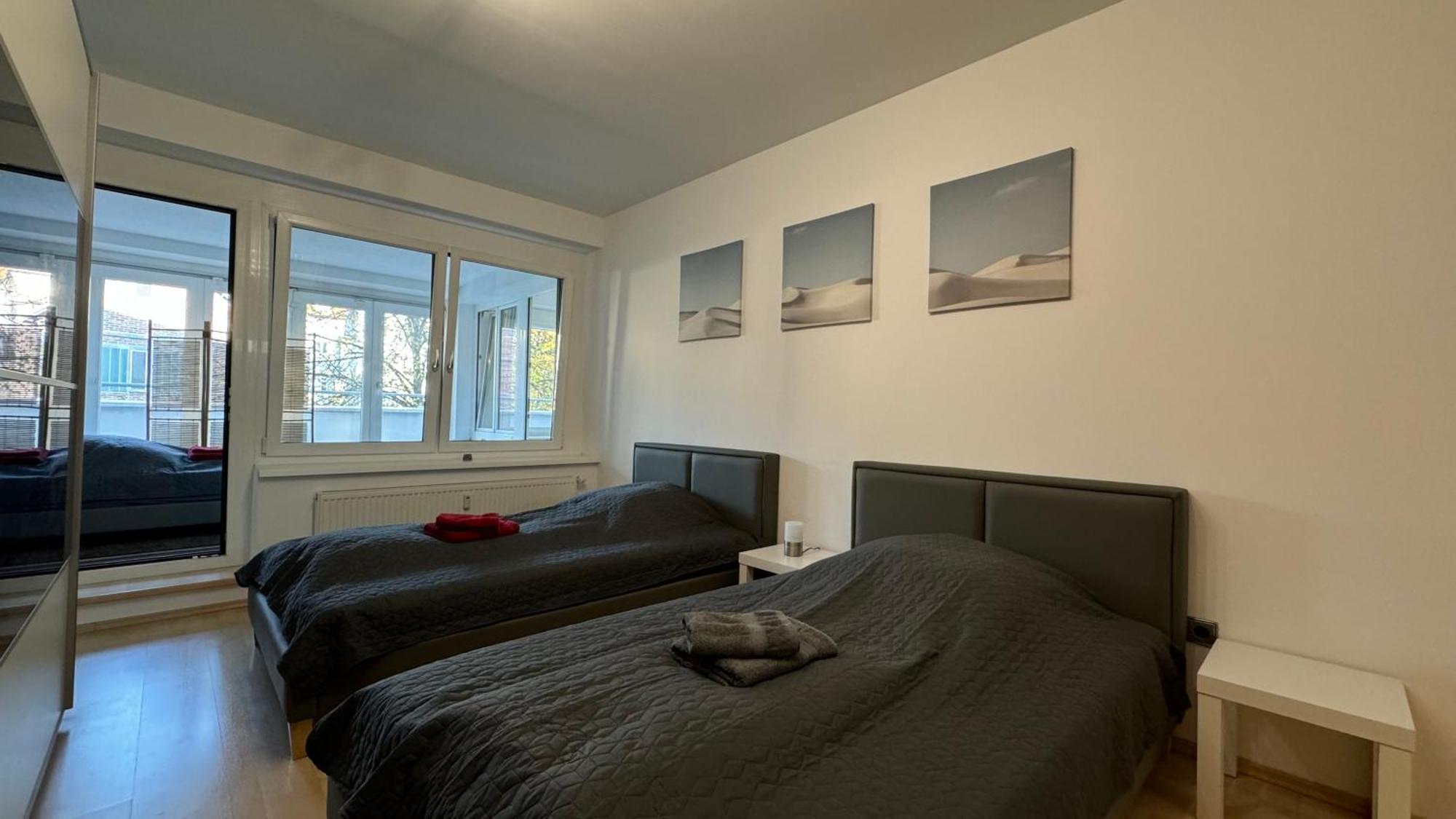 City Apartement Linz Fuer 5 Gaeste Mit Self-Checkin Und Kueche Exterior foto
